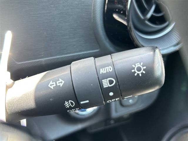 Toyota AQUA 2018 6969019-10