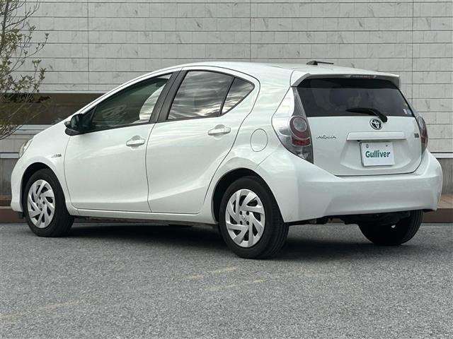 Toyota AQUA 2014 6969043-17