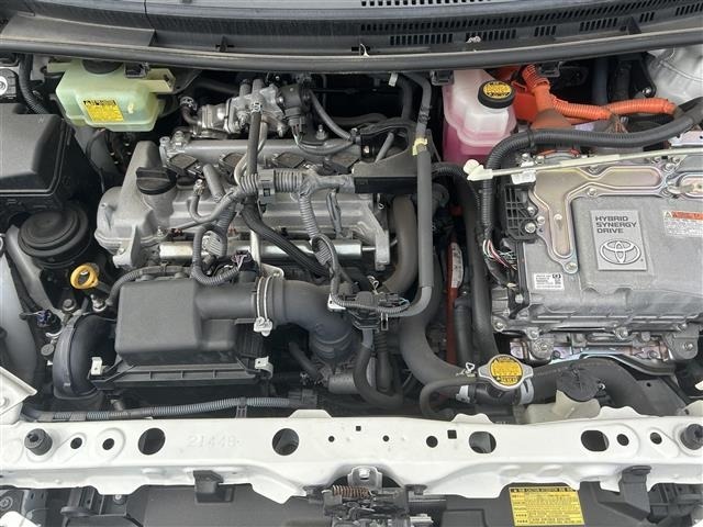Toyota AQUA 2014 6969043-4