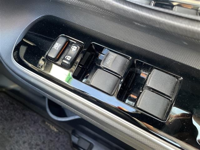 Toyota AQUA 2017 6969063-6