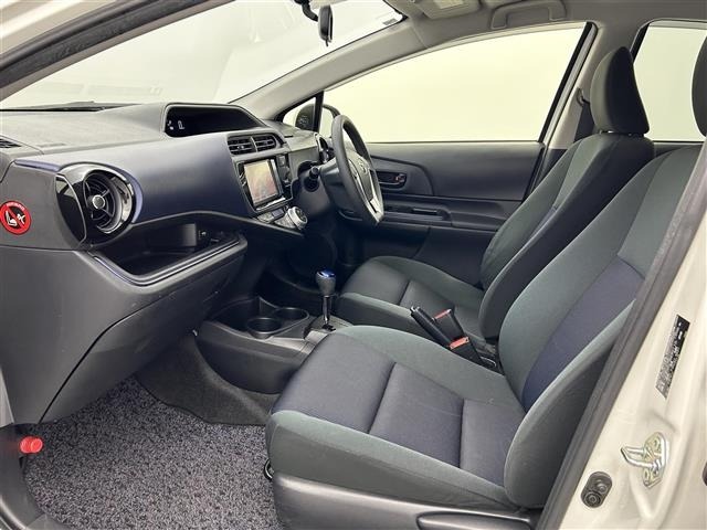 Toyota AQUA 2015 6969070-23