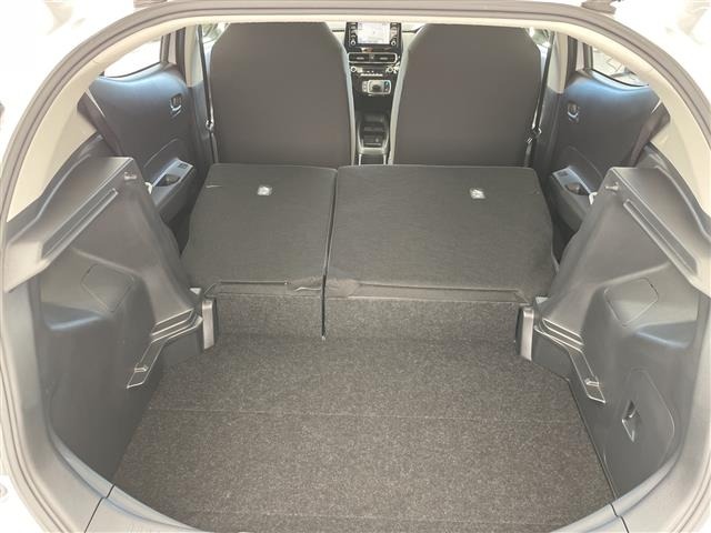 Toyota AQUA 2023 6969088-12