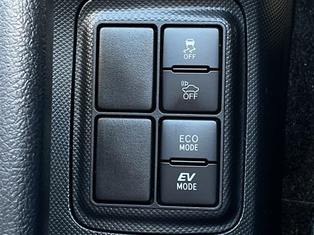 Toyota AQUA 2017 6969093-7