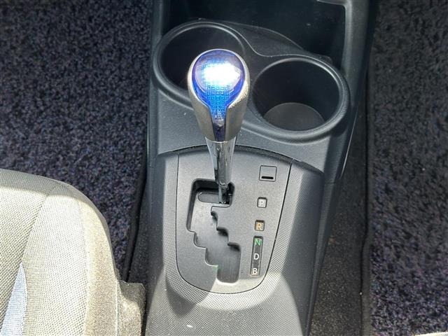 Toyota AQUA 2021 6969132-8