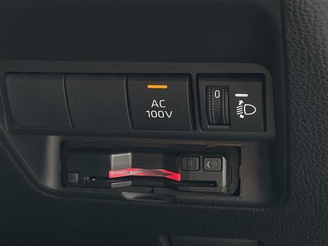 Toyota AQUA 2024 6969200-18