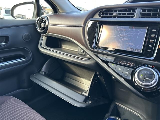Toyota AQUA 2016 6969211-9