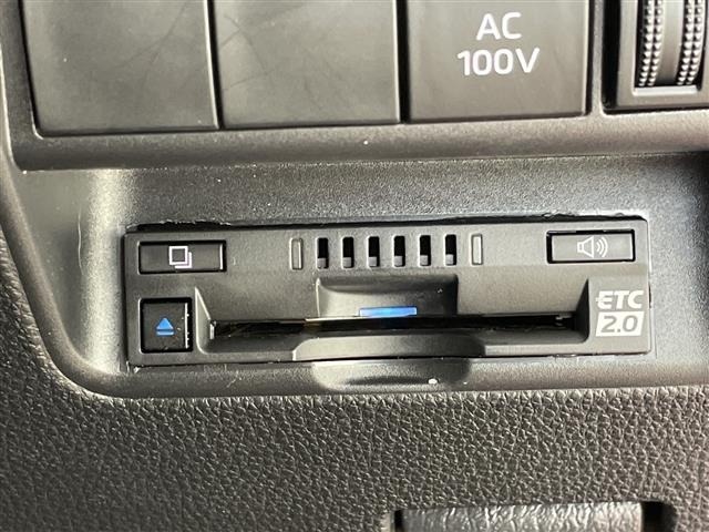Toyota AQUA 2022 6969215-8