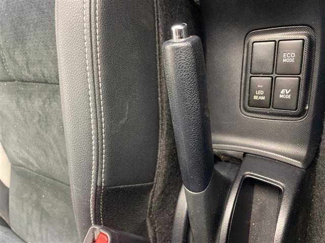 Toyota AQUA 2014 6969246-7