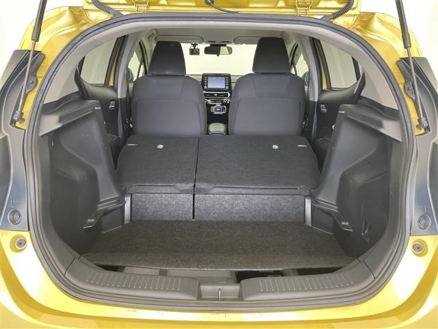 Toyota AQUA 2023 6969252-12