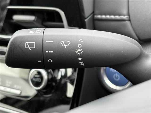 Toyota AQUA 2023 6969321-1