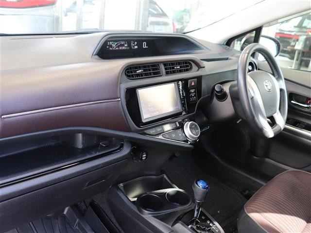 Toyota AQUA 2016 6969352-12