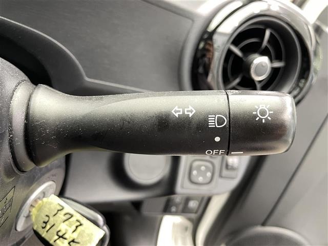 Toyota AQUA 2017 6969361-1