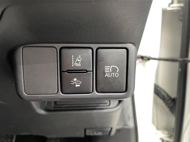 Toyota AQUA 2017 6969361-3