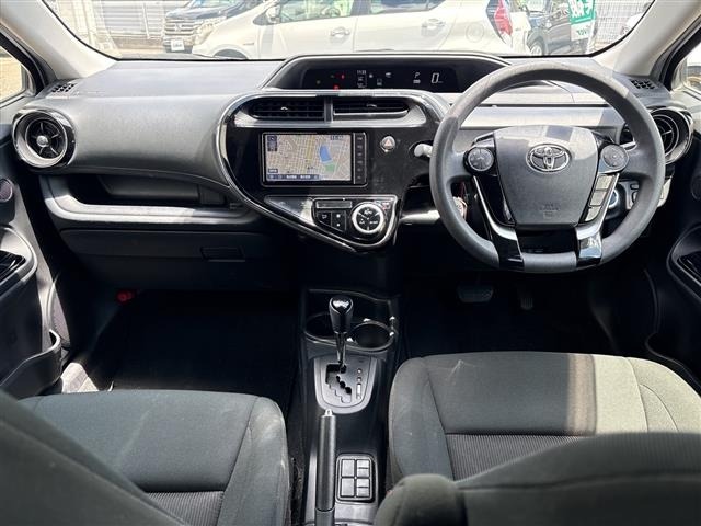 Toyota AQUA 2018 6969368-14