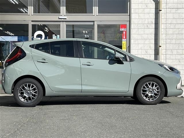 Toyota AQUA 2024 6969374-21