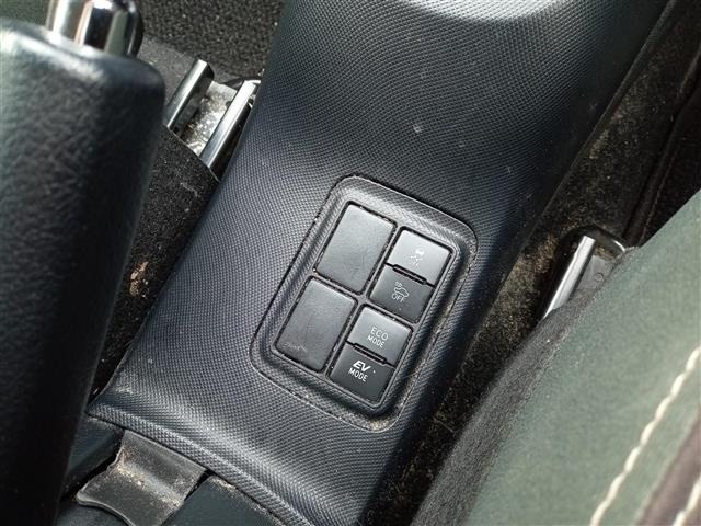 Toyota AQUA 2018 6969394-19