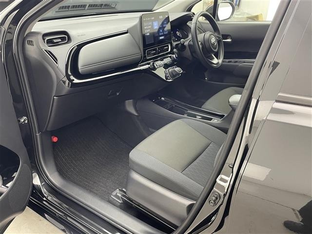Toyota AQUA 2024 6969397-4
