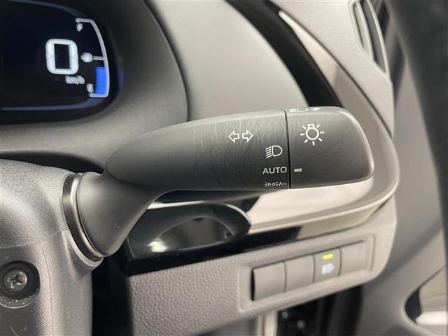 Toyota AQUA 2024 6969397-8