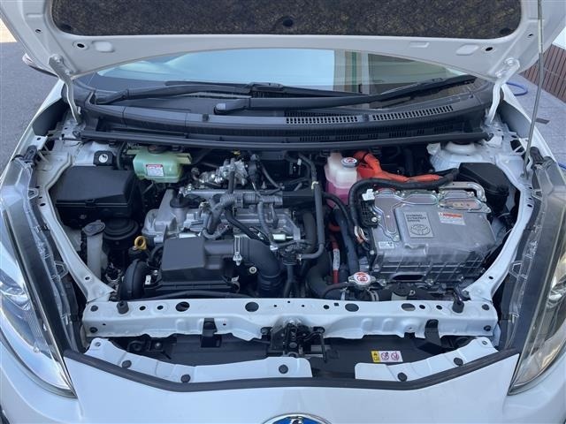 Toyota AQUA 2018 6969407-14