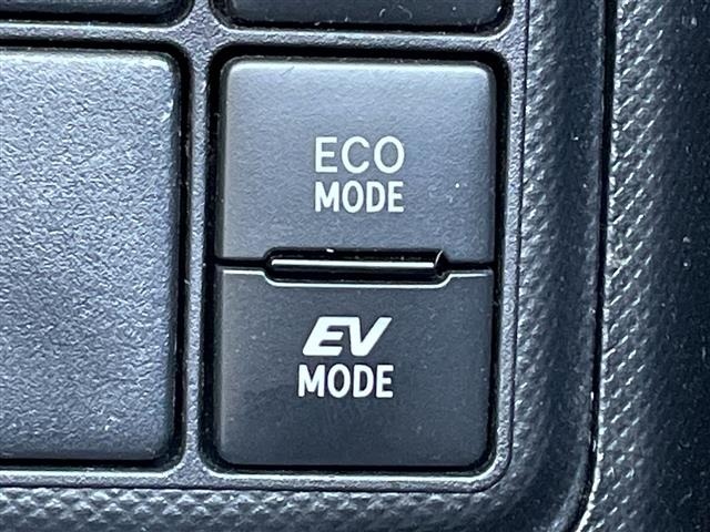 Toyota AQUA 2018 6969407-6