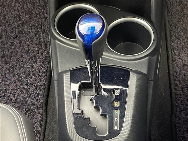 Toyota AQUA 2018 6969413-6