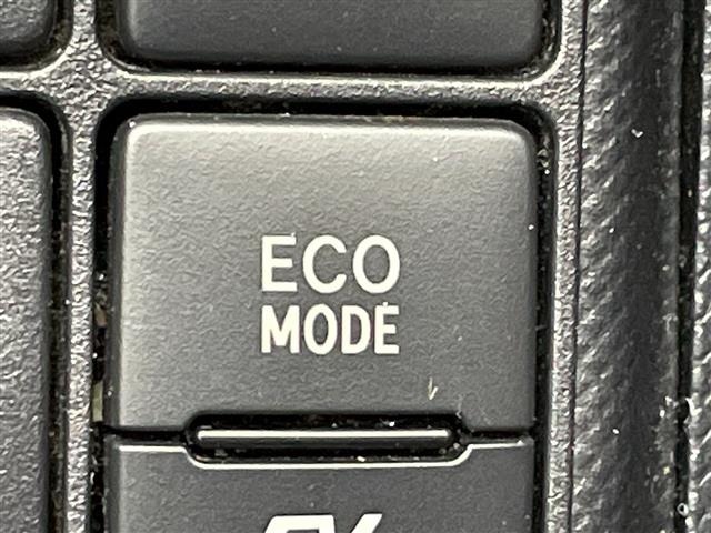 Toyota AQUA 2018 6969413-9