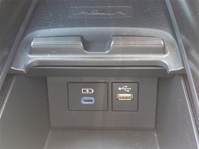 Toyota AQUA 2022 6969422-14