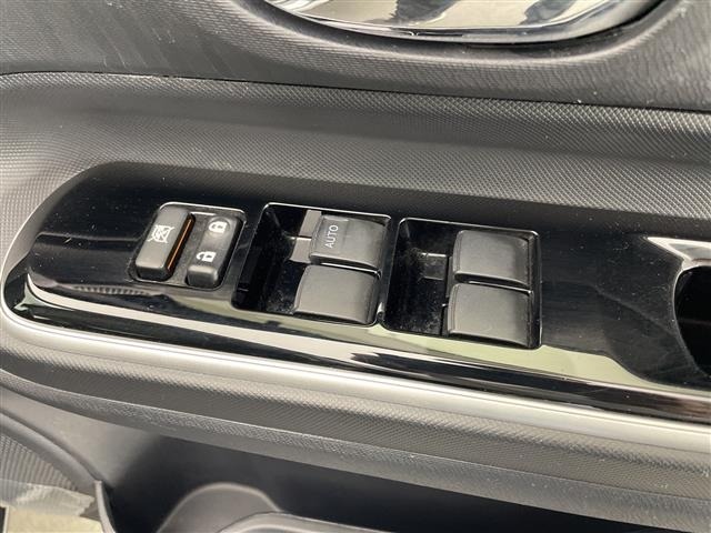Toyota AQUA 2017 6969431-12