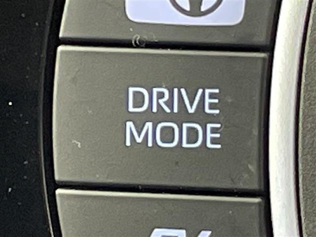 Toyota AQUA 2022 6969437-8