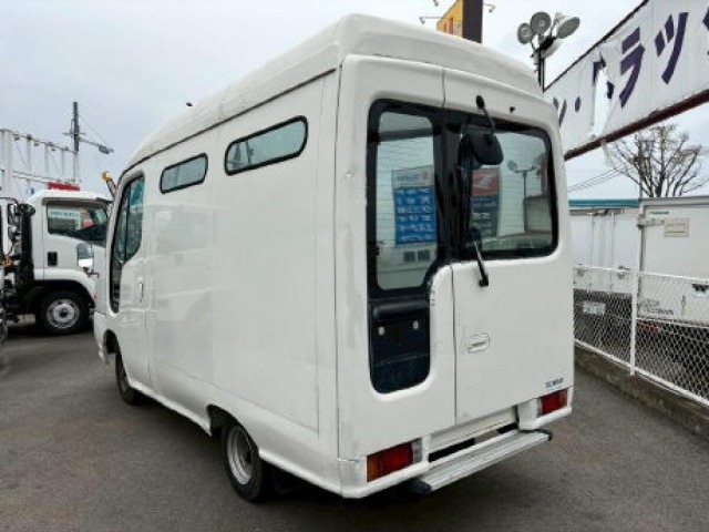 Nissan ATLAS 1993 6971258-1