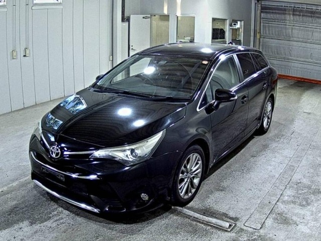 Toyota AVENSIS WAGON 2016 6969666-4
