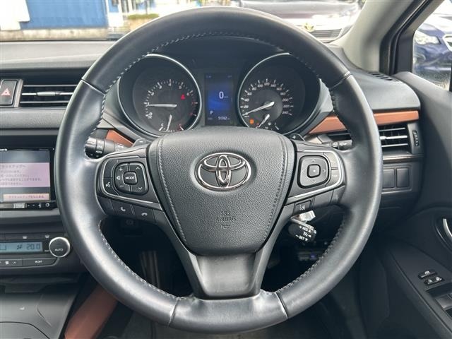 Toyota AVENSIS WAGON 2016 6969670-1