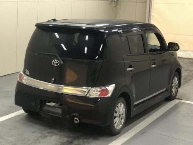 Toyota BB 2012 6968609-3