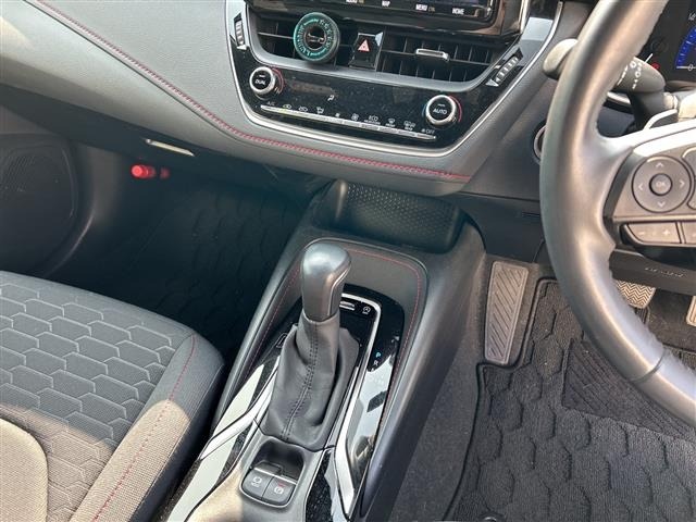 Toyota COROLLA SPORT 2019 6970182-10