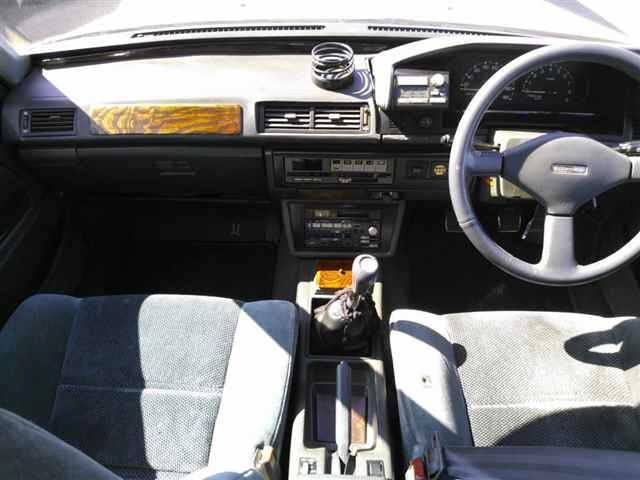 Toyota CRESTA 1985 6970827-8
