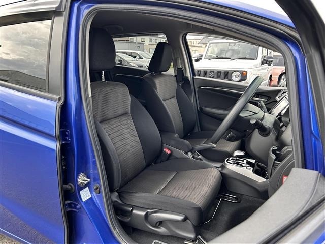 Honda FIT 2017 6971830-10