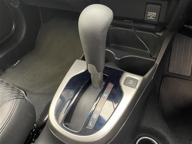 Honda FIT 2017 6971937-11