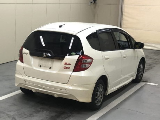 Honda FIT 2010 6972482-3