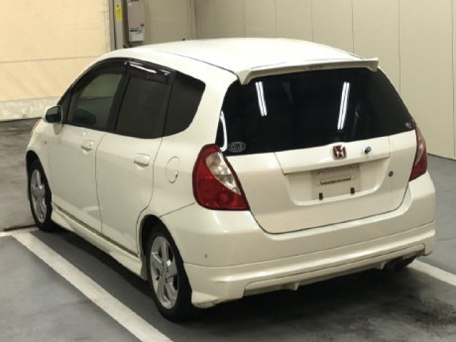 Honda FIT 2003 6972483-1