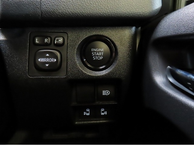 Toyota HIACE VAN 2026 6967798-14