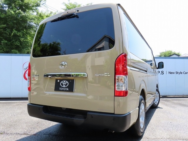 Toyota HIACE VAN 2026 6967798-28