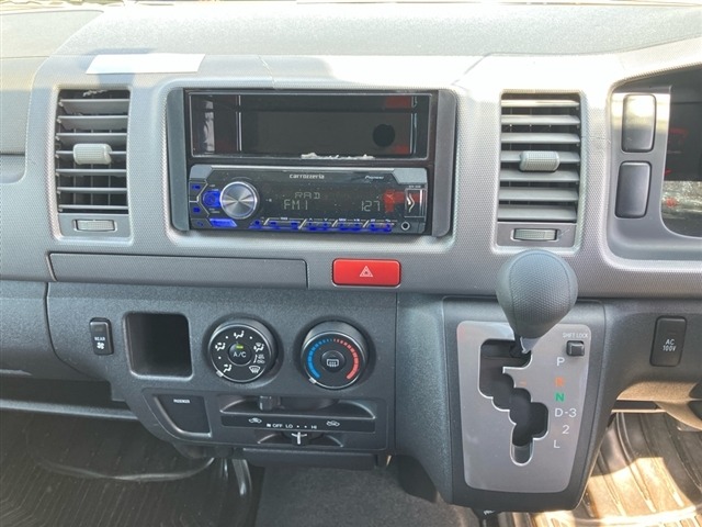 Toyota HIACE VAN 2006 6967841-4