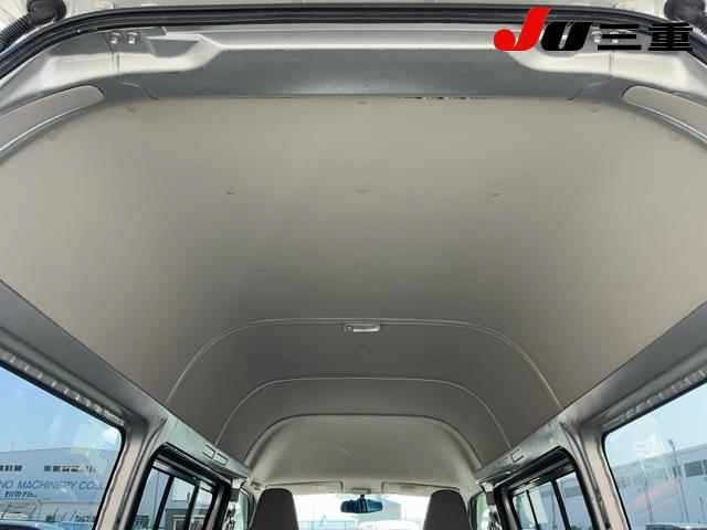 Toyota HIACE VAN 2010 6967878-12