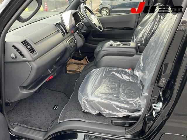 Toyota HIACE VAN 2026 6967882-3