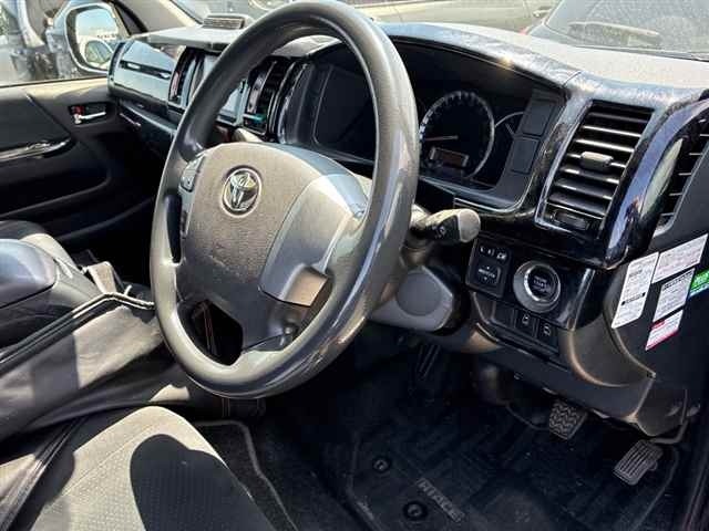 Toyota HIACE VAN 2014 6967947-3