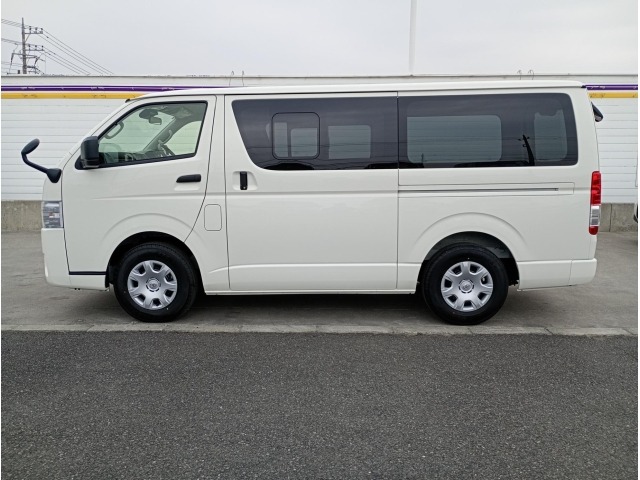 Toyota HIACE VAN 2026 6967957-17
