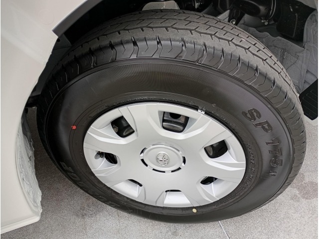 Toyota HIACE VAN 2026 6967957-27