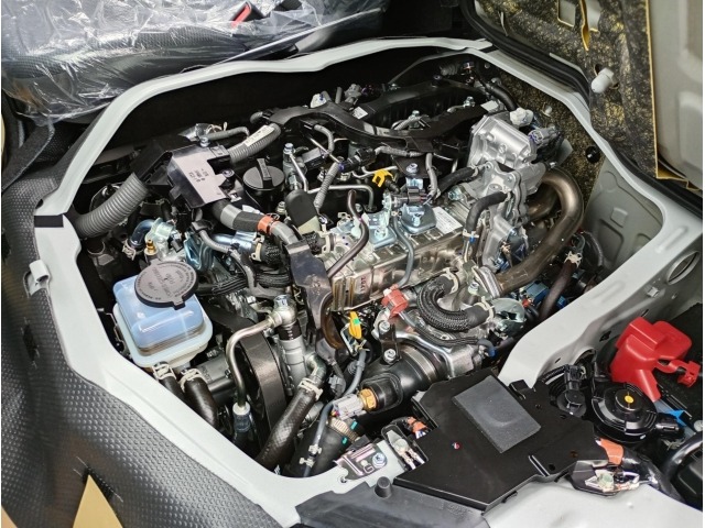 Toyota HIACE VAN 2026 6967957-28