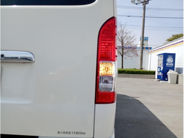 Toyota HIACE VAN 2025 6967964-16