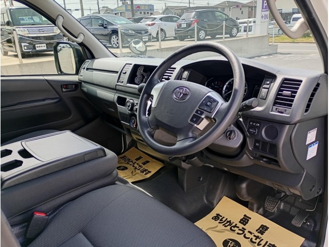Toyota HIACE VAN 2025 6967964-18